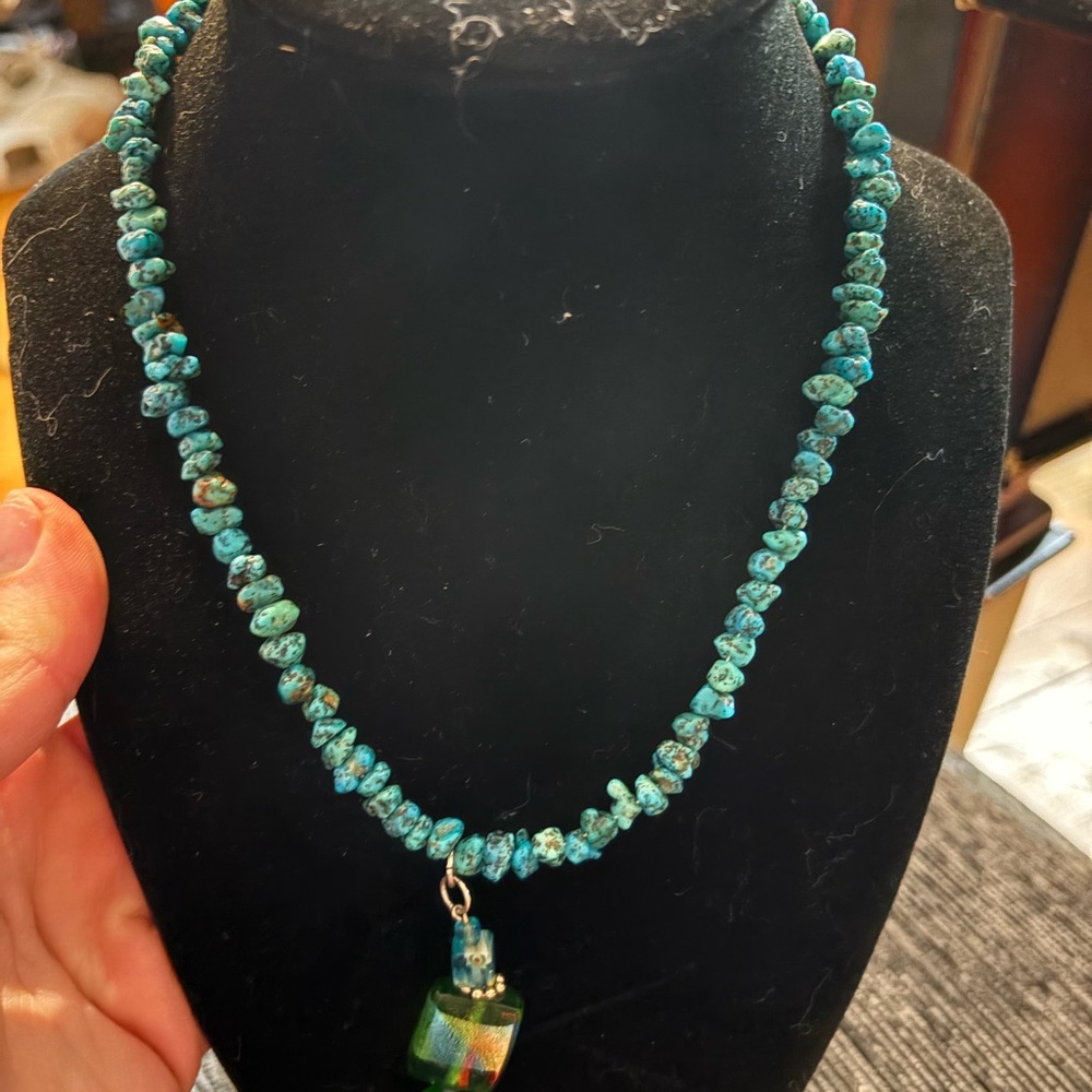 Vintage Native Turquoise Beaded Necklace - Picture 1 of 2
